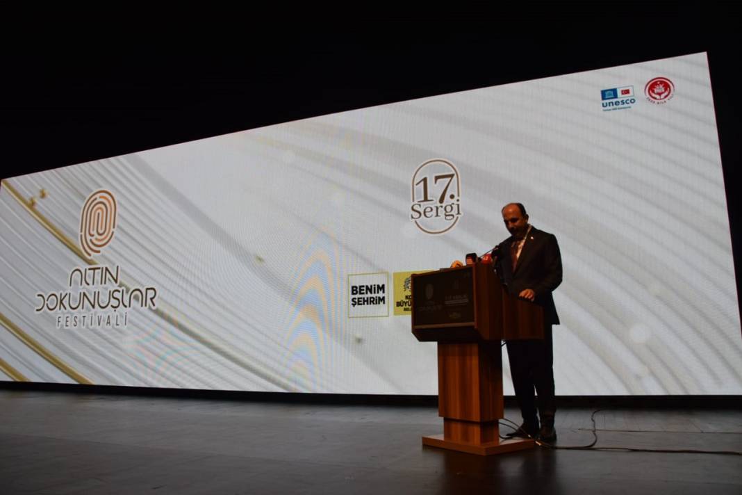 İpek Yolu Temalı Altın Dokunuşlar Sergisi Konya’da kapılarını açtı 3